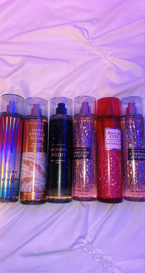 Bath And Body Works Perfume Summer, Bath And Body Works Summer Scents, Perfume Combos Bath And Body Works, Bath And Body Works Perfume Aesthetic, Bath And Body Works Collection, Greece Pictures, Bath N Body Works, Perfume Organization, Skin Care Lotions