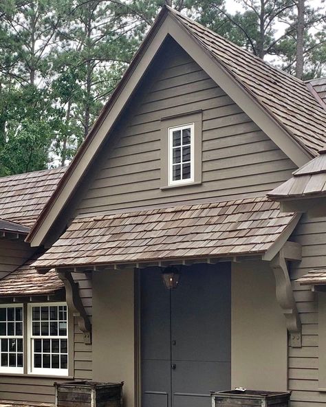 Becca Interiors on Instagram: “Gorgeous olive green exterior with cedar shingle rooflines at this lake house by @tsb_architecture #BeccaInteriors” Brown Shingles House Colors, Brown Roof House Colors, House Color Ideas, Brown Roof Houses, Olive Green Exterior, Cedar Shingle Siding, Exterior Siding Colors, Cedar Shingle, Shingle House