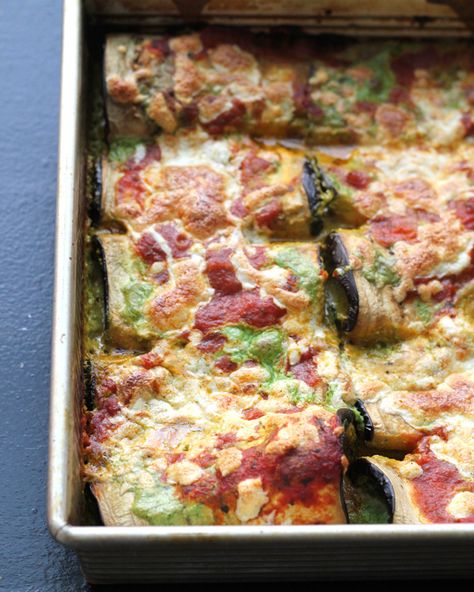 Recipe: Eggplant Manicotti with Creamy Pesto Filling Eggplant Manicotti, Creamy Pesto, Eggplant Recipes, Pesto Sauce, Dinner Is Served, Main Courses, Casserole Dish, Passover, Marinara