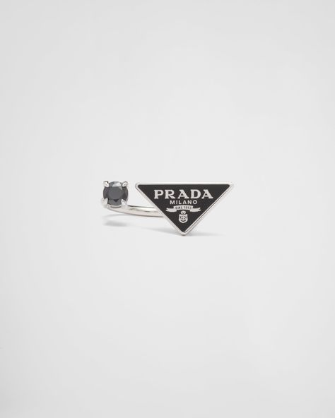 Prada Jewelry Ring, Prada Rings, Prada Ring, Hard Jewelry, Womens Silver Jewelry, Prada Jewelry, Prada Accessories, Style Punk, Triangle Logo