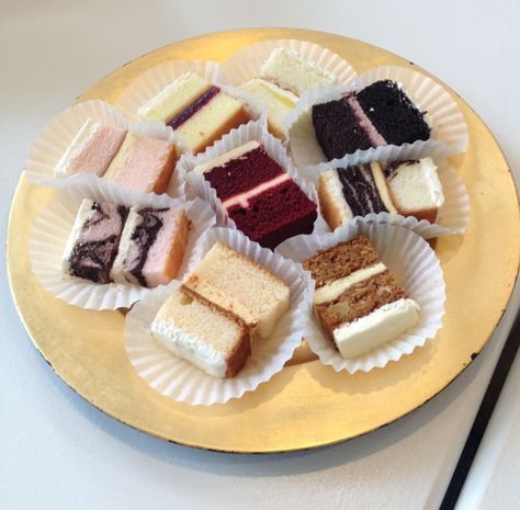 Cake Tasting Samples | Share Cake Tasting Ideas, Best Cake Flavours, Cake Samples, Wedding Cake Tasting, Cake Flavours, Spring Wedding Outfit, Wedding Cake Servings, Cake Filling Recipes, Birthday Cake Flavors