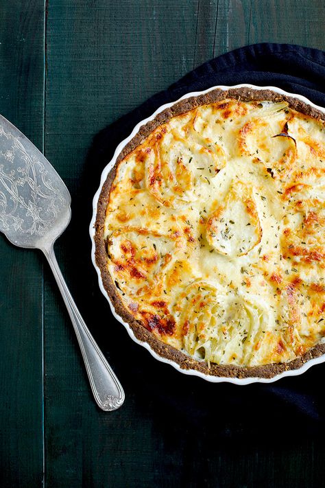 Fennel Potato, Tarts Savory, Gruyere Tart, Almond Crust, Buckwheat Recipes, Fennel Recipes, Pies Recipes, Roasted Fennel, Savory Pies