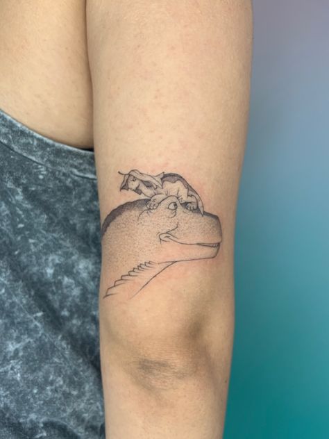 Triassic Cuddle Tattoo, Ducky Land Before Time Tattoo, Little Foot Tattoos Land Before Time, Tiny T-rex Tattoo, Little Dinosaur Tattoo, Dino Tattoo Cute, Simple Dinosaur Tattoo, Land Before Time Tattoo, Matching Tattoos For Couples