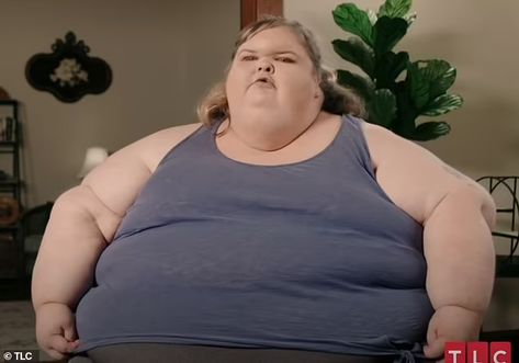 The 1000-Lb Sisters reality star stunned everyone with a recent update about her weight loss journey. Since Wednesday, Tammy Slaton has been getting flooded with support from both fans of the show and strangers following her recent weight-loss update on Instagram. When she was first featured on the show in 2020, Slaton weighed 605 pounds […] My 300 Pound Life, Tammy 1000lb Sisters, 1000 Pound Sisters, My 600 Pound Life, 1000 Lb Sisters, Tammy Slaton, Fat Person, Eric Smith, Fat Pig