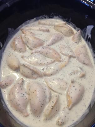 Baked Perogies. Photo by Chef #1800573524 Baked Perogies, Dill Cream Sauce, Perogies Recipe, Pierogi Recipe, Creamy Dill Sauce, Dill Sauce, Ukrainian Recipes, Polish Recipes, European Food