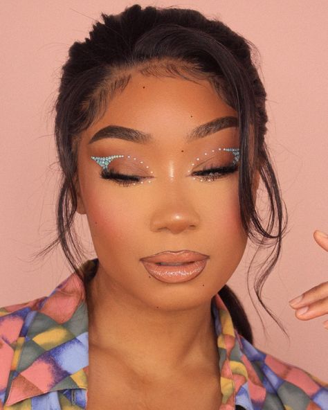 Tiffany Jones, Precisely My Brow Pencil, Linda Hallberg, Beauty Shots, Brow Pencil, Bel Air, Natural Ingredients, Makeup Looks, Beauty Hacks