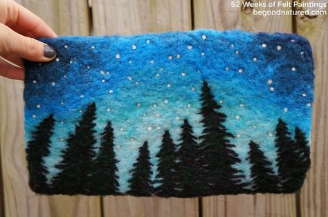 Felt Painting, Tovad Ull, Felt Wall Hanging, Needle Felting Diy, Wool Felt Projects, Needle Felted Christmas, Wet Felting Projects, Felted Wool Crafts, Craft Books