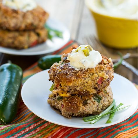 Jalapeno Black-Eyed Pea Cakes made with crumbled cornbread are a tasty treat for New Year's and will hopefully bring good luck and fortune in the new year! Black Eyed Pea Dip, Vegetarian Entree, Texas Recipes, Blackeyed Peas, Black Eyed Peas Recipe, Spicy Southern Kitchen, Black Eyed Pea, Southern Kitchen, Southern Kitchens