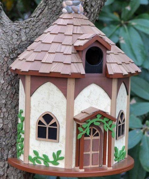 recycled crafts, recycling salvaged wood  for birdhouses.  the painting of the outside with the door, & covering over it....cute idea Round Bird Houses, Yorkshire Cottage, Bird Cottage, Cottage Birdhouse, Faerie House, Round Bird, Birdhouses Bird Feeders, Whimsical Cottage, Beautiful Birdhouses