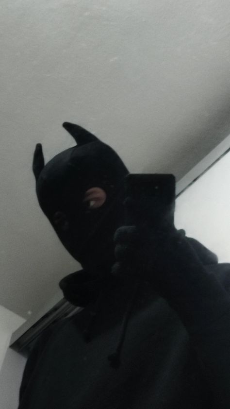 Robber Mask Aesthetic, Animal Mask Aesthetic, Robber Aesthetic, Masked People, Robber Mask, Kuchisake Onna, Fortnite Cosplay, Gangsta's Paradise, Batman Mask