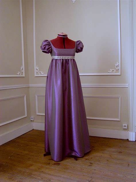 Baelor Breakspear, Purple Regency Dress, Bridgerton Wardrobe, Bridgerton Fashion, Regency Ball, Bridgerton Vibes, Day Gown, Bridge Dress, Purple Day