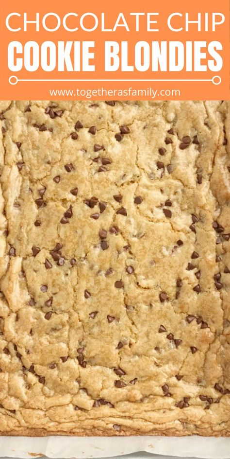 Baking Blondies, Cookie Blondies, Best Blondies, Chocolate Chip Cookie Bar Recipe, Blondies Cookies, Blondie Recipes, Blondie Recipe, Chocolate Chip Blondies, Chocolate Chip Bars