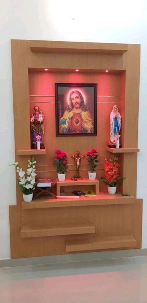 Small Altar Design Home Catholic, Prayer Room Ideas Catholic, Alter Design For Home Catholic, Shrine Ideas, Plant Space, Grotto Design, Altar Catholic, Home Altar Catholic, Prayer Room Ideas