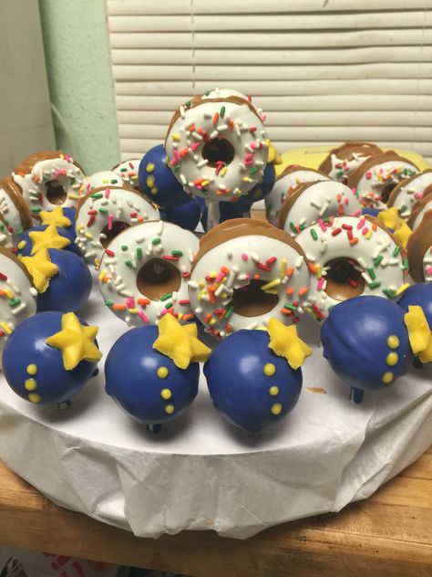 Police Party Food Ideas, Police Themed Food, Police Cake Pops, Police Themed Party Food, Police Themed Desserts, Police Party Donut Bar, Police Birthday Cakes, Police Cakes, Police Birthday Party