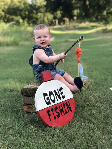 First Birthday Boy Fishing Theme, Fish Outfit, Fishing Themed Birthday Party, First Birthday Boy, Fishing Birthday Party, O Fish Ally, Boys First Birthday Party Ideas, Boys 1st Birthday Party Ideas, 1st Birthday Pictures