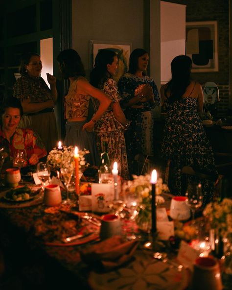 Hearts are full after a wonderful evening with wonderful women, and conversations as rich as the home-cooked meal... Charleston, you’re a gem. #dinnerparty #tablesetting #tablelinen #homecooked Small Intimate Dinner Party At Home, Dinner Party Film Photography, Cozy Dinner Party Aesthetic, Dinner Party Aesthetic Table, Moody Dinner Party Aesthetic, Table Scapes Dinner Party, Dinner Parties Aesthetic, Home Cooked Meals Aesthetic, Apartment Dinner Party