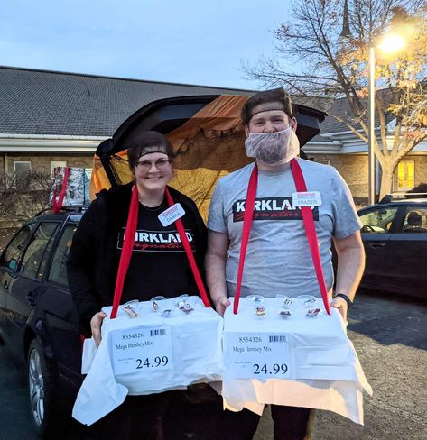 Some friends dressing up as Costco sample clerks for a Halloween Trunk or Treat. Costco Costume, Costco Halloween Costumes, Halloween Trunk Or Treat, Trunker Treat Ideas, Trunk Or Treat, Some Friends, Kids Church, Dressing Up, Halloween Activities