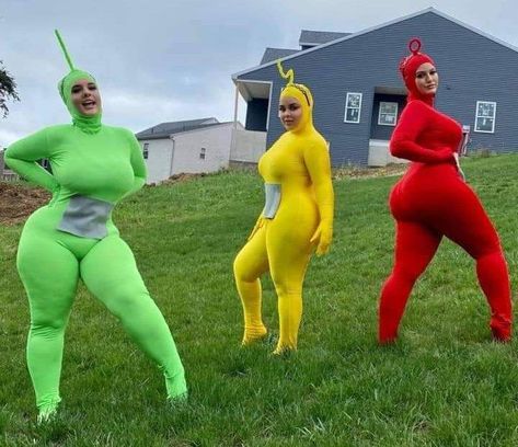 Thicc Lady Teletubbies | Cosplay | Know Your Meme Poses References, Curvy Girl Outfits, Female Character Design, Slim Fit Shorts, Cute Anime Character, Funny Pictures, Character Design, V Neck, Elastic