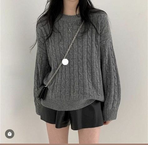 Cable Knit Sweater Outfit, Sweater Rajut, Knit Sweater Outfit, Grey Cable Knit Sweater, Sweater Outfit, Cable Knit Sweater, Cable Knit, Sweater Outfits, Knit Sweater