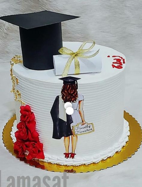 Bolo Do Barcelona, Doctor Graduation Cake, Simple Graduation Cakes, Art Birthday Cake, Graduation Cake Designs, Graduation Party Desserts, Nursing Cake, Grad Cake, Graduation Party Cake