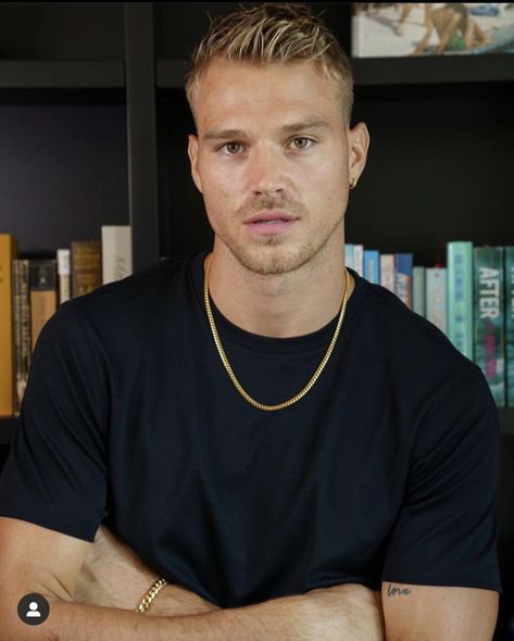 Matthew Noszka, Short Hair For Boys, Bad Boy Quotes, Dark Skin Men, Character Inspiration Male, Dark Romance Books, Mens Haircuts Short, Book Boyfriends, Guy Names