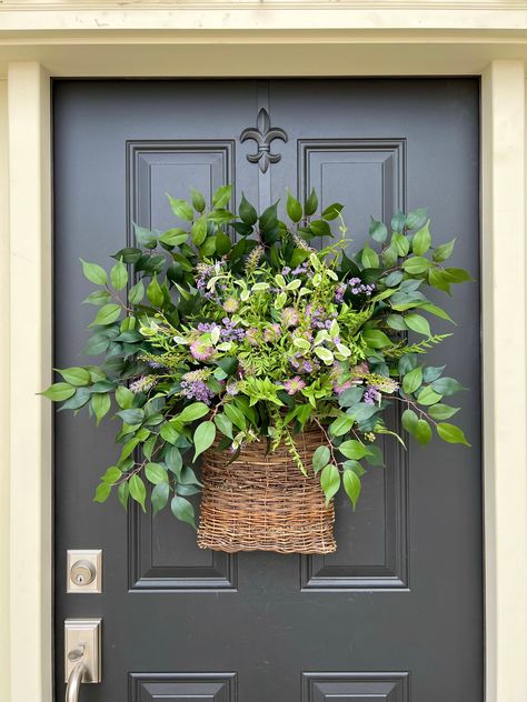 Wildflower Cottage, Wildflowers Bouquet, Summer Basket, Front Door Baskets, Door Basket, Spring Cottage, Basket Wreath, Purple Wildflowers, Cottage Door