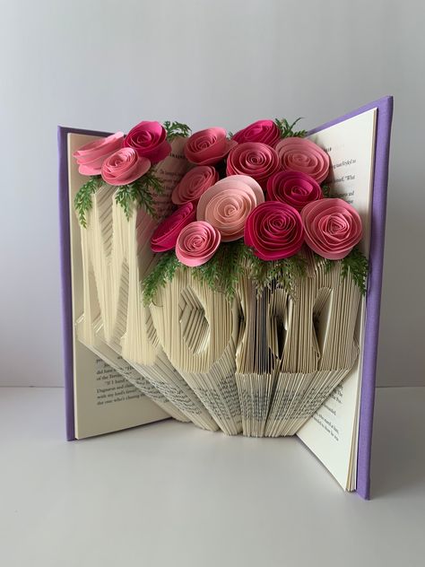 Name Sculpture, Book Centerpieces, Recycled Books, Birthday Book, Folded Book Art, Book Baby, Book Sculpture, Mother Birthday, Paper Anniversary