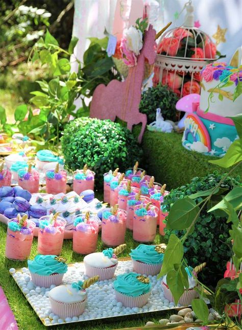 Enchanted Unicorns - Sofia's 4th Birthday | CatchMyParty.com Magical Woodland, Childrens Party, Unicorn Party, Catch My Party, Birthday Party Ideas, The Balloon, Birthday Photos, Ideas Photo, 4th Birthday