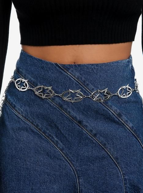 Star Belt Chain, Y2k Waist Chain, Belt Chain Outfit, Ice Belt, Star Chain Belt, Early 2000 Fashion, Charm Belt, Sea Punk, Silver Chain Belt