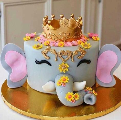 March Cake, Amazing Baby Shower Cakes, Dumbo Cake, Elephant Birthday Cakes, Birthday Candle Photography, Caked Up, Elephant Cake, Animal Birthday Cakes, Photography Friends