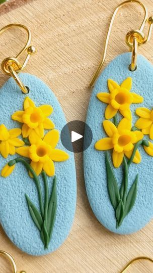 Polymer Clay For Beginners, Colour Mixing, Pasta Machine, Abstract Earrings, Sunflower Yellow, Piece Of Paper, Polymer Clay Tutorial, Polymer Clay Creations, Clay Tutorials