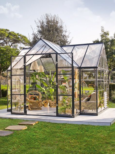 Outdoor Sunroom, Gardener Aesthetic, Garden Tattoo, Polycarbonate Greenhouse, Greenhouse Growing, Backyard Greenhouse, Small Greenhouse, Aesthetic Garden, Greenhouse Kit