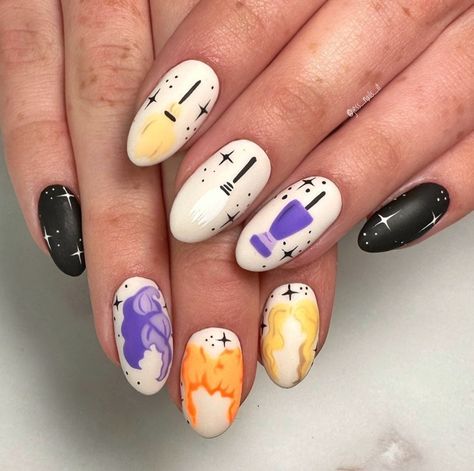 All Too Well Nails, Sanderson Sisters Nails, Hocus Pocus Nail Ideas, Hocus Pocus Acrylic Nails, Halloween Nails Hocus Pocus, Hocus Pocus Nail Art, Hocus Pocus Nail Designs, Charro Nails, Scooby Doo Nails