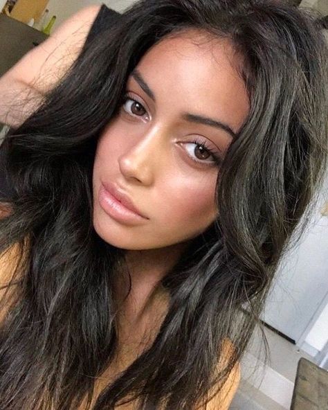 Makeup Tip, Taking A Selfie, Beauty Make-up, Cindy Kimberly, Make Up Looks, Brazilian Hair, Brown Eyes, Pretty Face, Kendall Jenner