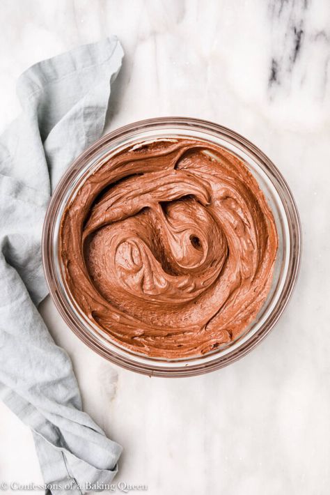 Chocolate Mascarpone Frosting: A Step-by-Step Recipe With Photos Chocolate Mascarpone Frosting, Creamy Chocolate Frosting, Chocolate Mascarpone, Mascarpone Frosting, Uk Recipes, Chocolate Buttercream Frosting, Chocolate Buttercream, Creamy Chocolate, Cake Frosting