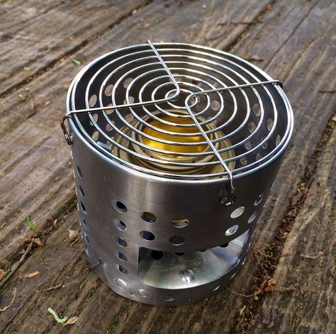 Nesting Cook Kit / IKEA Hobo Stove - a photo on Flickriver Ikea Camping, Hobo Stove, Wood Gas Stove, Survival Stove, Camping Cooking Set, Solar Cooker, Ikea Wood, Cooking Kit, Tin Can Crafts