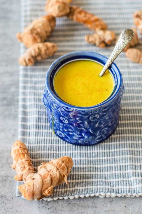 Tumeric Root Recipes Food, Fresh Tumeric, Turmeric Latte Recipe, Tumeric Root, Witch Recipes, Turmeric Golden Milk, Golden Milk Recipe, Fresh Turmeric Root, Turmeric Drink