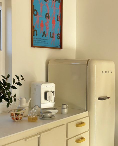 Smeg Fridge Kitchen, Retro Style Aesthetic, Smeg Fridge, Coffee Nook, Automatic Coffee Machine, Compact Refrigerator, Apartment Aesthetic, Warm Tone, Style Aesthetic