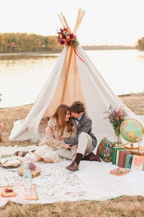 white teepee grafton.wedding.photographer-31 Teepee Photography, Picnic Photo Shoot, Romantic Camping, Laura Ann, Boho Wedding Dress Bohemian, Romantic Wedding Style, Ann Miller, House Weddings, Bohemian Inspiration