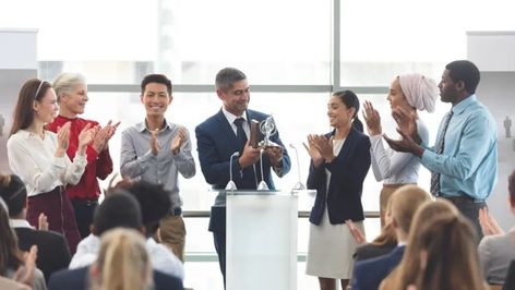 How Flexible Rewards Programs Boost Employee Engagement Employee Appreciation Awards, Business Seminar, Increase Motivation, Strategic Marketing Plan, Work Goals, Recognition Awards, How To Motivate Employees, Employee Recognition, Event Management Company