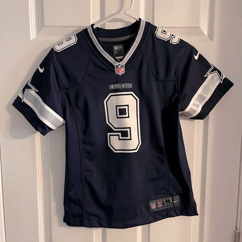 NFL Youth Dallas Cowboys Jersey size M *Authentic* Aesthetic Jersey, Jersey Aesthetic, Cowboys Jersey, Dallas Cowboys Jersey, Jersey Nike, Nfl Jersey, Jersey Design, Really Cute Outfits, Dream Clothes