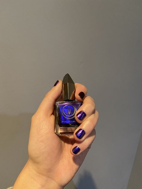 Mooncat Multichrome Nail Polish Review | POPSUGAR Beauty Mooncat Nail Polish, Mooncat Nail, Michelle Lin, Mirror Nail Polish, Cat Nail, Moon Cat, Mirror Nails, Popsugar Beauty, Cat Nails