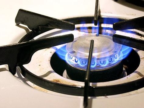 How to Repair Gas Cooktop Burners | HomeTips Clean Stove Burners, Kitchen Cheat Sheets, Stove Repair, Best Cooking Oil, Clean Stove, Microwave Drawer, Quick Service Restaurant, Appliance Repair Service, Cooking Oils