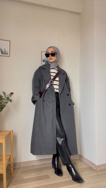 Outfits For Hijab, Modest Winter Outfits, Stylish Hijab, Muslim Fashion Hijab Outfits, Winter Fashion Outfits Casual, Hijabi Fashion Casual, Fashion Top Outfits, Casual Hijab Outfit, Hijabi Outfits Casual