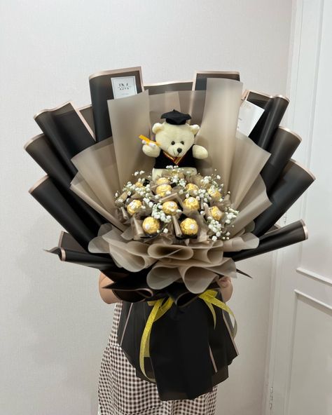 Graduation Flower Arrangements Gifts, Graduation Flowers For Men, Graduation Arrangements Gifts, Graduation Flowers Bouquet For Boys, Graduation Flowers Bouquet Gift, Graduation Bouquet For Boys, Flowers For Men Gift Man Bouquet, Mens Bouquet, Flower Bouquet For Men