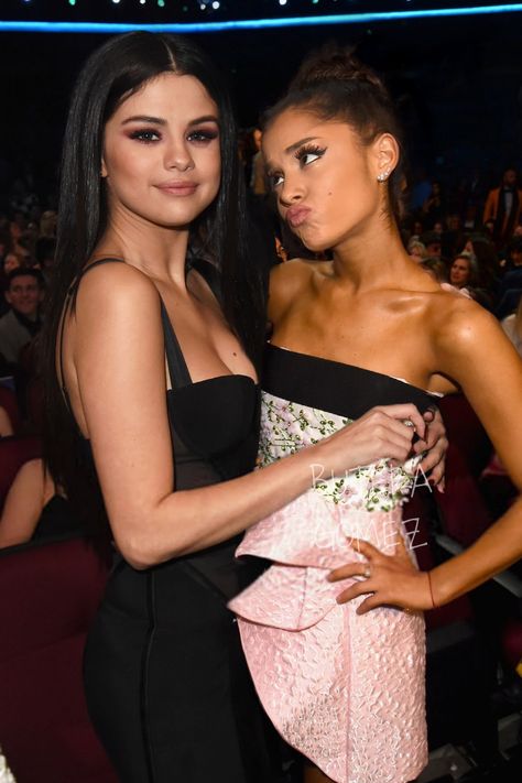 Ariana And Selena Gomez, Selena Gomez 2015 Era, Selena Gomez Prime Era, Selena Gomez Amas 2015, Ariana Grande And Selena Gomez, 2015 Ariana Grande, Selena Gomez Met Gala, Selena Gomez 2015, Selena Gomez 2014