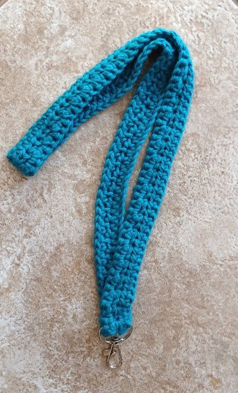 Lanyard Pattern Free, Lanyard Crochet, Crochet Lanyard, I Cord, Crochet Simple, Basic Crochet Stitches, Crochet Doll Pattern, Crochet Bags, Crochet Basics