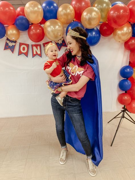 Wonder Women First Birthday Party Ideas, Wonder Woman Birthday Theme, Superwoman Birthday Party, Wonder Woman First Birthday Party, Wonder Women Theme Birthday, Superhero First Birthday Party, Wonder Woman 1st Birthday Party, Wonder Woman Themed Birthday Party, Wonder Woman First Birthday