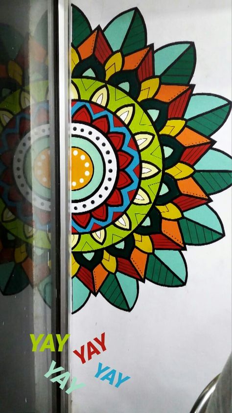 Mandala Art Door Design, Mandala Art On Door, Door Mandala Art, Mandala Art On Wall Easy, Rangoli Drawing Design, Mandala Art Rangoli Design, Simple Mandala Design Easy, Mandala Art Rangoli, Mandala Painting Easy