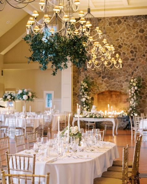 The Ryland Inn on Instagram: “Pure magic ✨ . . . photographer | @carolinemorrisphoto #experiencelandmark #therylandinn” Centerpieces Greenery, Low Centerpieces, Reception Decor, Reception Decorations, Wedding Centerpieces, Wedding Inspo, Arch, Table Settings, Wedding Ideas